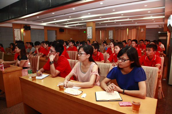 王老吉大健康年度应届大学生培训