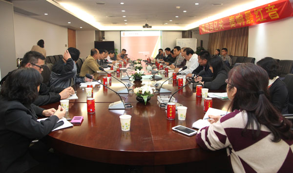 集团综治维稳考核验收组对我司综治维稳工作进行总评