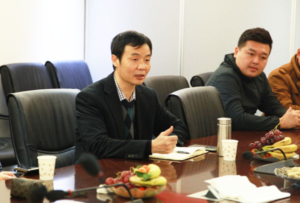 公司党委副书记、纪委书记、行政中心总经理巫辉南向各位退役军人致以节日的祝福,并发表讲话